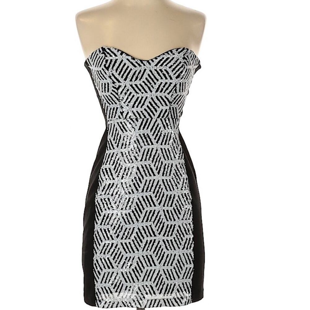 Nordstrom Eight Sixty Black & White Strapless Sequin Formal Dress